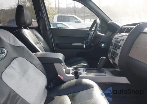 2008 Mercury Mariner Premier z USA, uszkodzony, nr VIN 4M2CU97168KJ46045